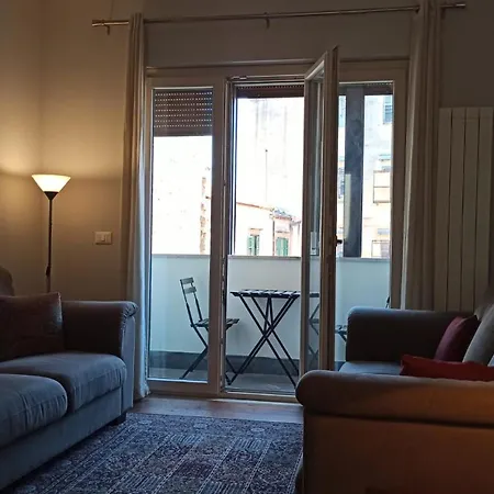 My Way - - Palazzo San Matteo Guest house