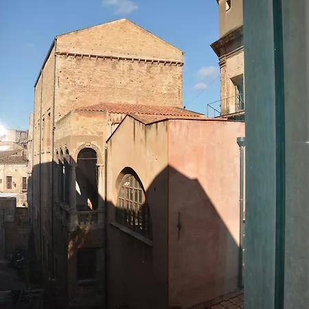 Gasthuis My Way - - - Palazzo San Matteo 4*