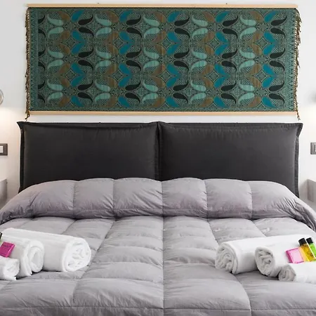 My Way - - - Palazzo San Matteo Gasthuis Palermo