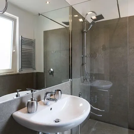Guest house My Way - - Palazzo San Matteo