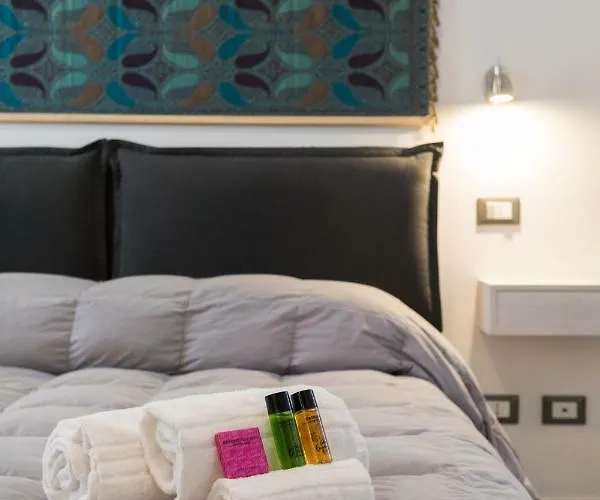My Way - - - Palazzo San Matteo 4*