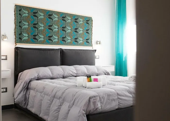 Πανσιόν My Way - - - Palazzo San Matteo